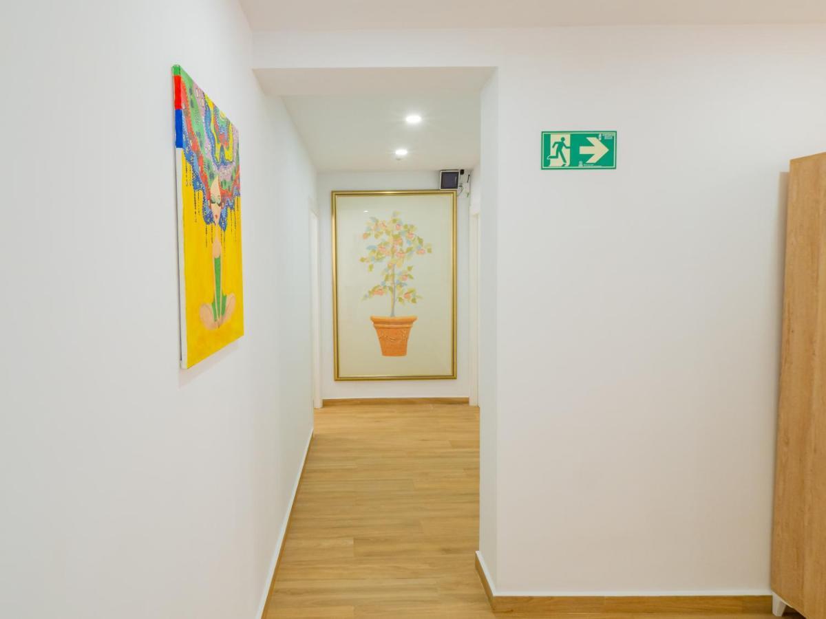 Cubo'S Hostal William'S Sunny 5 With Breakfast Torre de Benagalbon Exterior foto